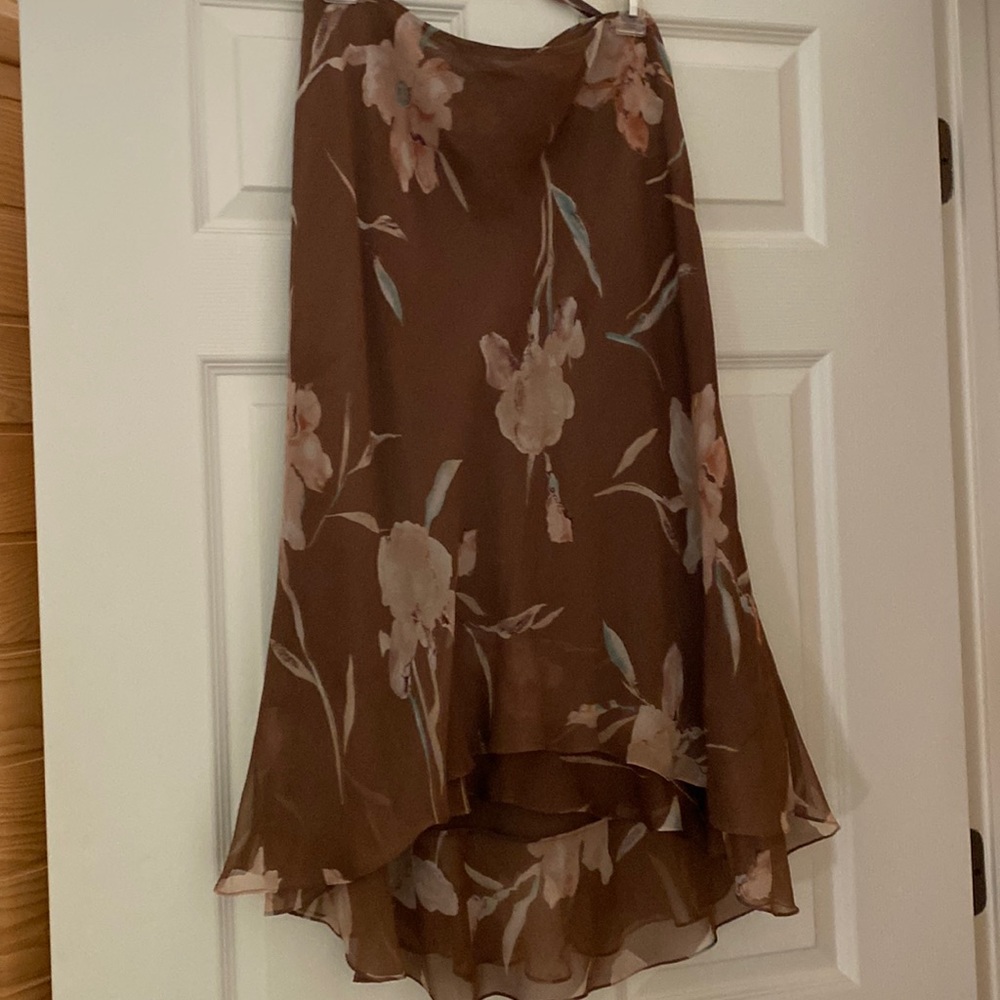 Ralph Lauren - Mirocovintage 100% silk, brown with blush iris pattern